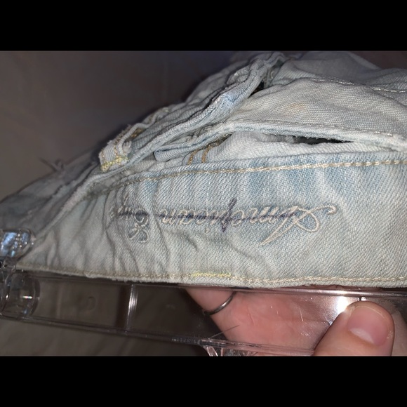 American Eagle Lightwash denim ripped jean shorts - Picture 1 of 4